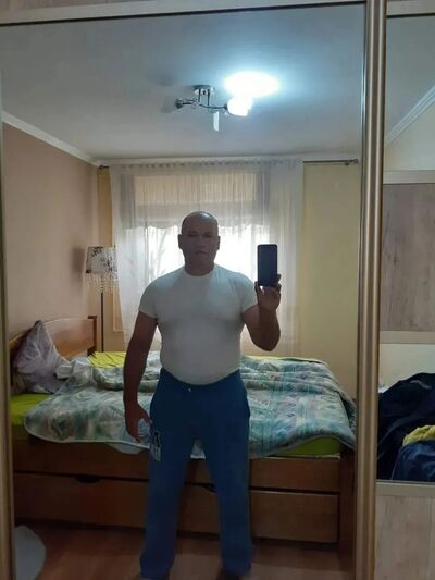  ,   Anatol, 43 ,   ,   