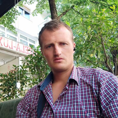  Podgorica,   Mirko, 37 ,   ,   