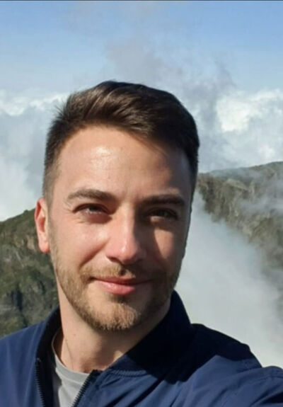  ,   Hayk, 33 ,   ,   