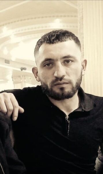  ,   Hrach, 32 ,   ,   