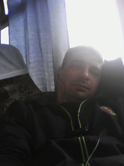  ,   Ruslan, 40 ,   ,   , c 
