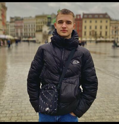  ,   Pasha, 22 ,   ,   