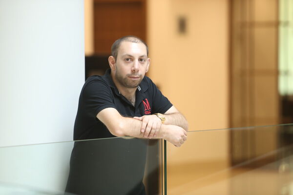  ,   HAYK, 35 ,   ,   , c 