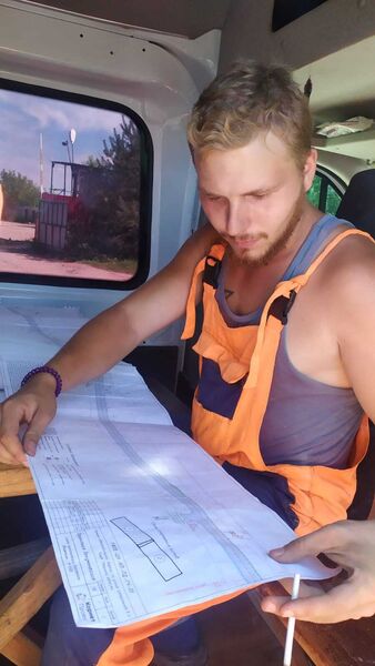  ,   Ilya, 25 ,   ,   