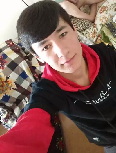  -,   ILYA, 25 ,   ,   , c , 