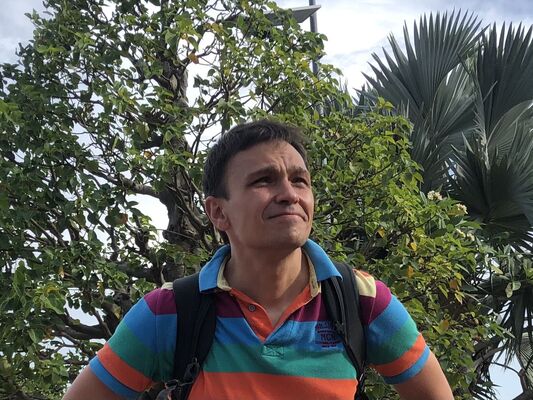  Muscat,   , 39 ,   