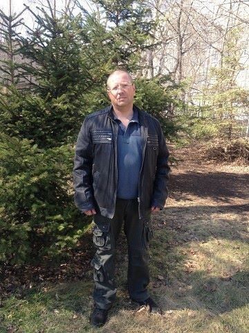  --,   , 44 ,   