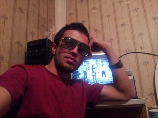  ,   Kamil, 37 ,   ,   , c 
