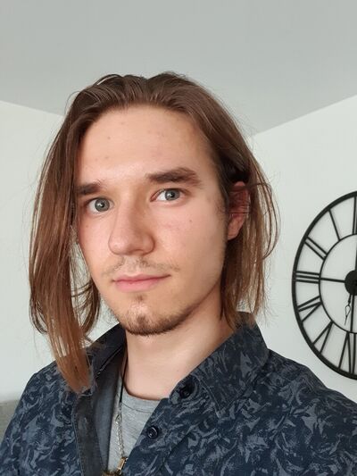  Gland,   Valery, 24 ,   ,   , c 