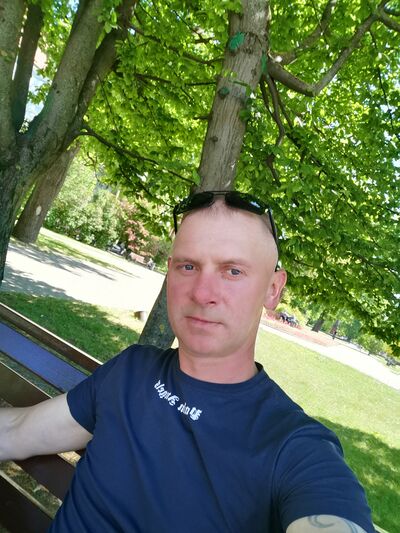  -,   Jon, 41 ,   ,   