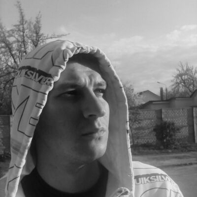  ,   Djeksan, 39 ,  