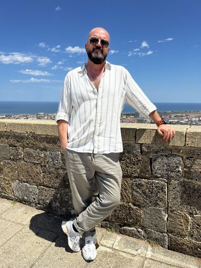  ,   Murad, 49 ,   ,   