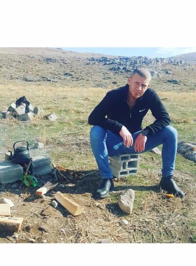  ,   Alper, 32 ,   ,   