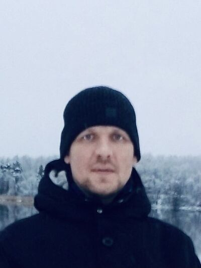  ,   Sergei, 42 ,   ,   