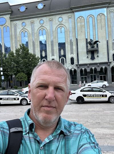  ,   Andrei, 52 ,     , c 