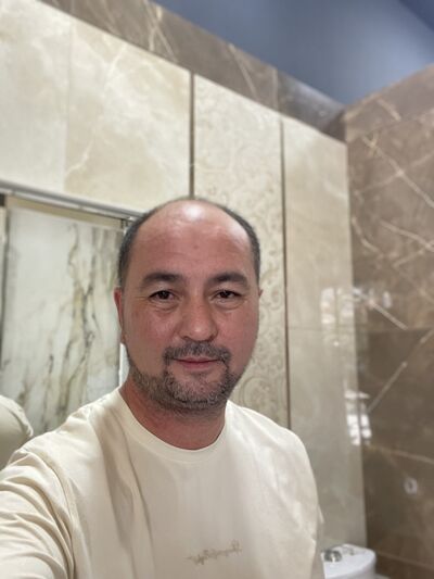  ,   Ruslan, 48 ,   ,   
