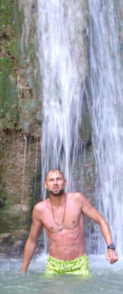  ,   Artem, 39 ,   ,   , c , 