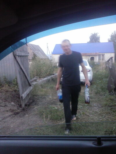  ,   Alex, 34 ,  