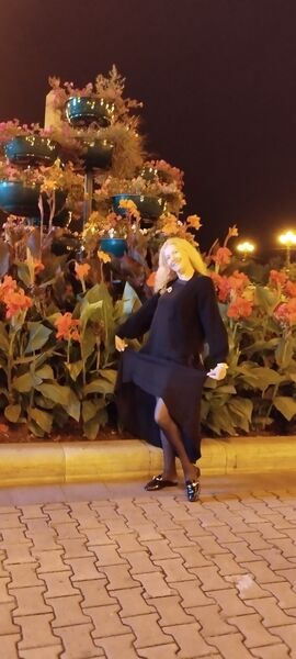  ,   Mariya, 49 ,   c 
