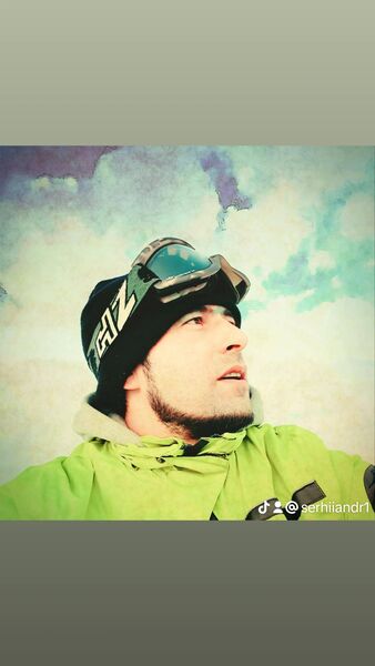  Praha,   Serhii, 34 ,  