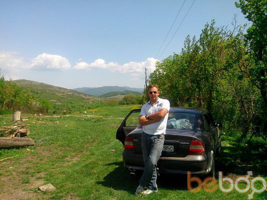  ,   Gio, 40 ,  