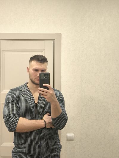  ,   Kirill, 32 ,   ,   