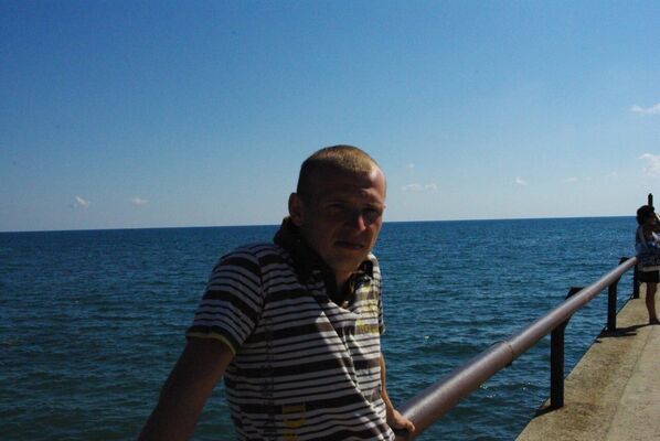  ,   Costya, 39 ,   