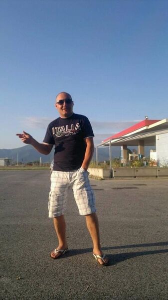  ,   Donatas, 43 ,   ,   , c 