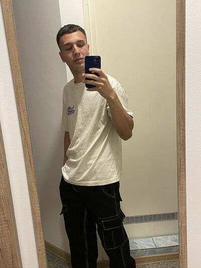  Podgorica,   Andrej, 24 ,   ,   