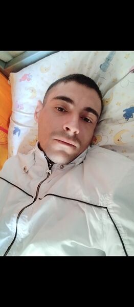 ,   Aurel, 26 ,   c 