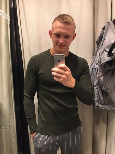  ,   Andrew, 25 ,   ,   
