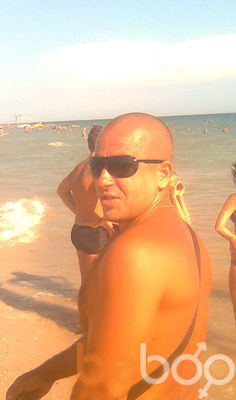  ,   Yuriy, 44 ,   