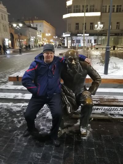 ,   Konstantin, 48 ,   , 