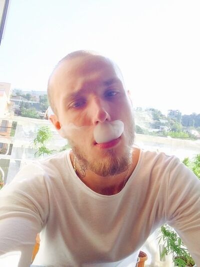  ,   Nikk, 30 ,   
