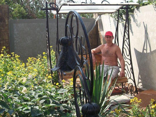  ,   Ruslan, 41 ,   ,   , c 