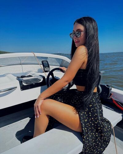  ,   Diana, 26 ,   ,   