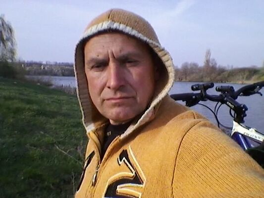  ,   Aleksa, 53 ,   
