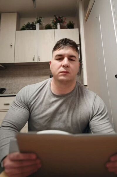  ,   Ruslan, 35 ,   ,   , 