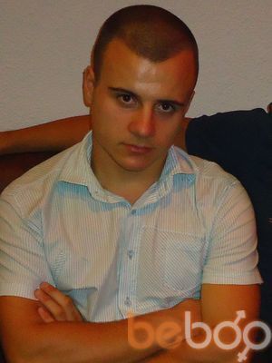  3891923  Gheorghii, 33 ,    