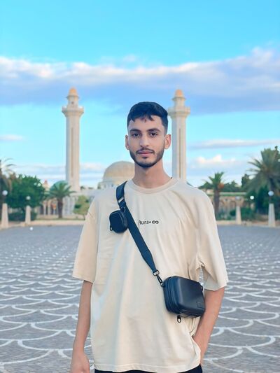  ,   Nidhal bodie, 21 ,   ,   