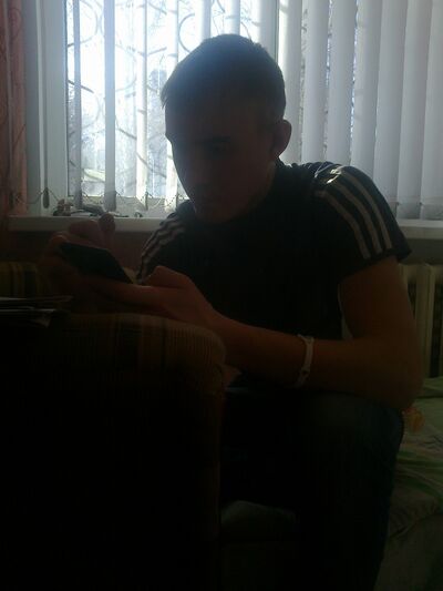  ,   Anton, 40 ,   