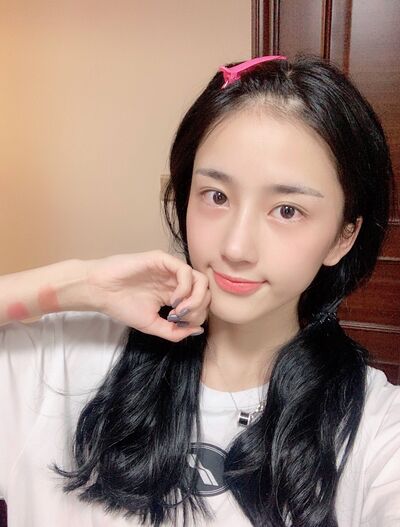 Karlshamn,   Qianqian, 32 ,   ,   