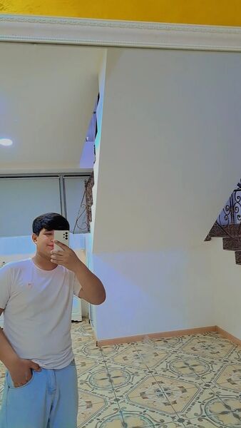  ,   Komaljon, 21 ,   ,   