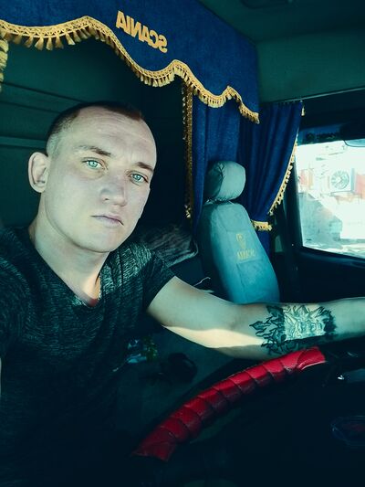  ,   Vladimir, 30 ,     