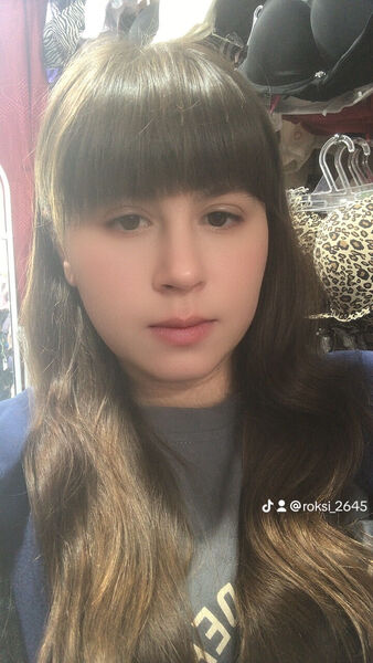  ,   Roksana, 29 ,   