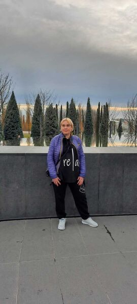  --,   , 42 ,   c 