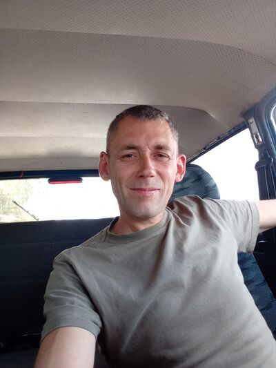  ,   Sergio, 32 ,   ,   