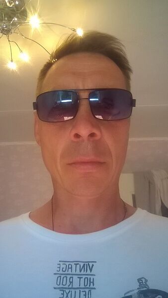  ,   Viktor, 54 ,   