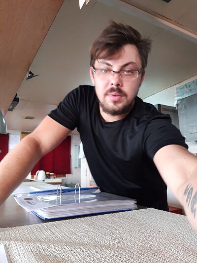  ,   David, 34 ,   ,   , c 