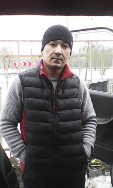  ,   Romin, 40 ,   